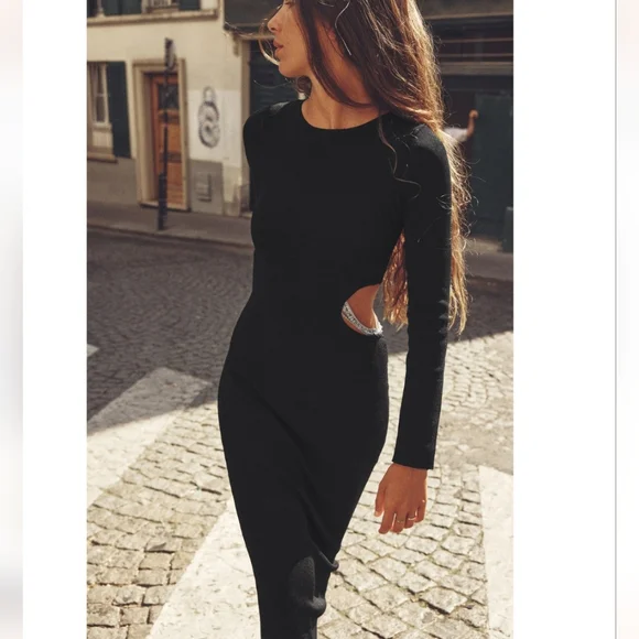 CHAIN APPLIQUÉ KNIT DRESS WITH CUT-OUT DETAIL SIZE M - Picture 2 of 10